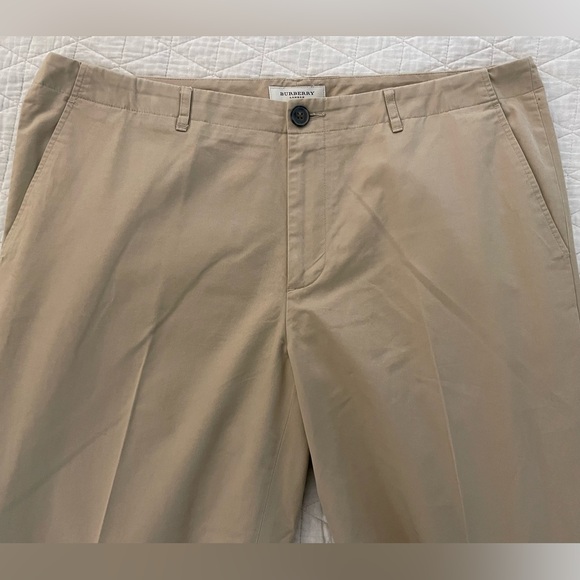BURBERRY LONDON Relaxed Fit Chino Pant in Khaki Size 38 - Picture 3 of 6